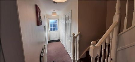 4 bedroom detached house to rent - Photo 5
