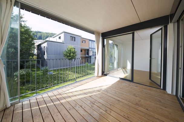 Modernes Wohnen in Lausen  2.5-Zimmer-Wohnung mit Terrasse - Foto 1