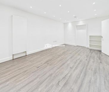 5 bedroom detached house to rent - Photo 2