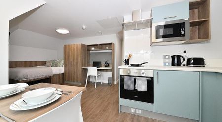 Studio to rent - Photo 4