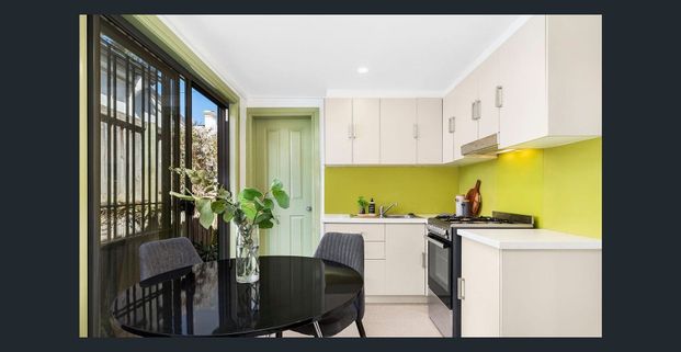 Charming Semi-Detached Home in Newtown - Photo 1