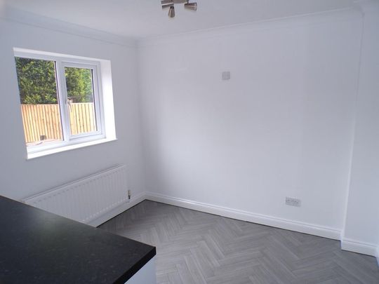 3 bedroom detached house to rent - Photo 1