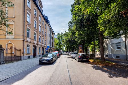 Großzügige 3-Zimmer Wohnung in Neuhausen - Photo 2