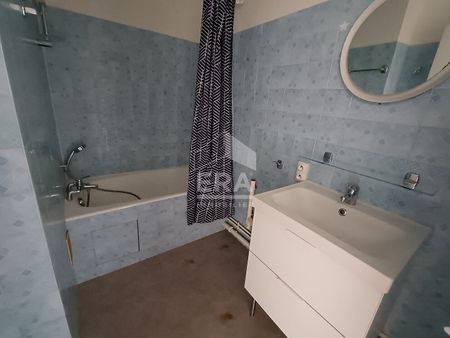 À LOUER T2 avec balcon, cave et parking - Résidence sécurisée - Photo 2