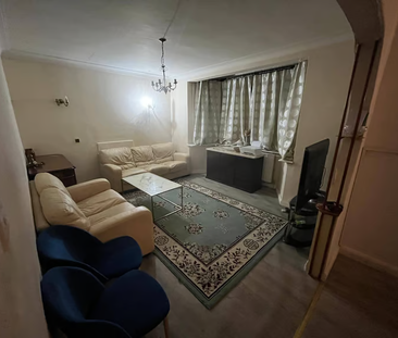 5 bedroom house to rent - Photo 1