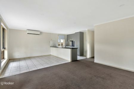 Neat and tidy home is now available to rent - Photo 2
