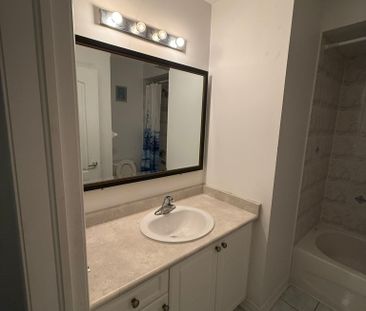 For Lease - 38 Glacier Crescent, Toronto, Ontario - Photo 3