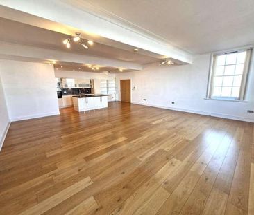 Queens Promenade, Blackpool, FY2 - Photo 2