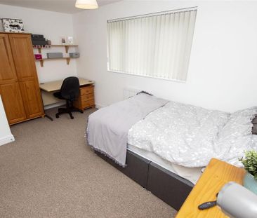 6 bedroom house to rent - Photo 5