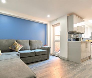 Room in a Shared House, Terry Road, CV1 - Photo 1