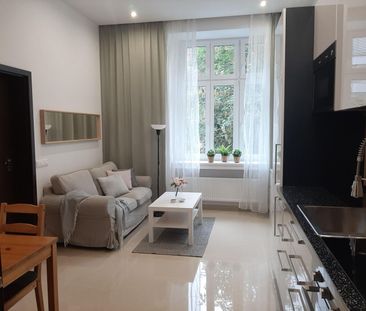 Pronájem bytu 2+kk • 54 m² bez realitkyNuselská, Praha - Michle - Photo 1