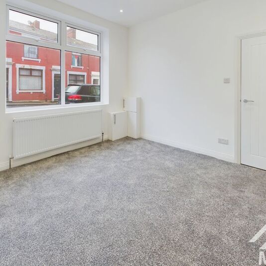 Audley Range, Blackburn - Photo 1