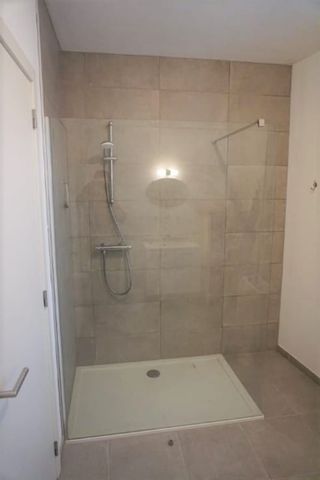 Appartement te huur - Photo 2