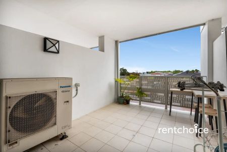 “Modern 2-Bed, 2-Bath Apartment in Canning Vale” - Photo 2