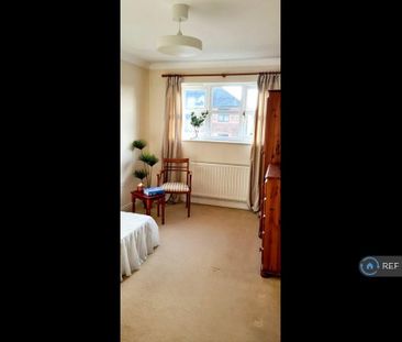 5 bedroom detached house to rent - Photo 1