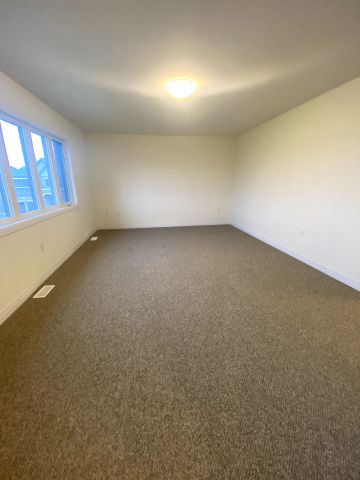 For Lease - 112 Day Street, Wellington North, Ontario - Photo 4