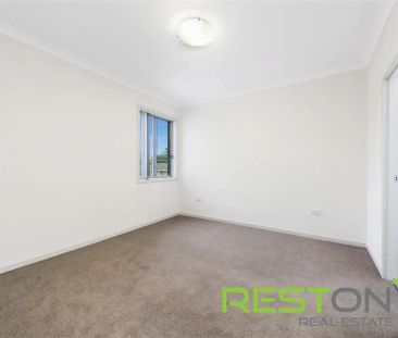 “LUXURY APARTMENT IN THE HEART OF PENRITH!” - Photo 1