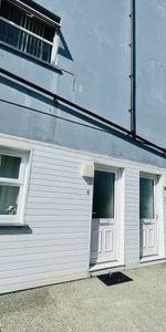 Milford Haven, Milford Haven, SA73 - Photo 4