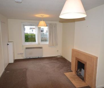 2 bedroom semi-detached house to rent - Photo 2