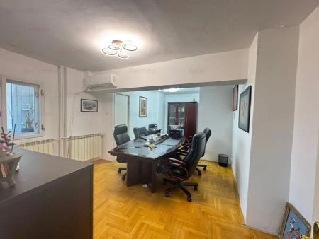 Inchiriere spatiu pentru birou | Piata Alba Iulia | MOBILAT BIROU | vedere fata | - Photo 3