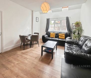 house to rent School Road, Hall Green, Birmingham, West Midlands, B28 - Photo 2