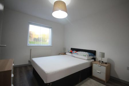 1 bedroom in a house share to rent - Photo 3