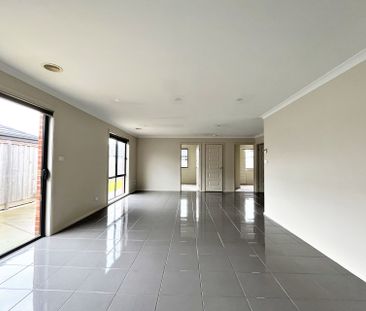 Modern Living - Photo 1
