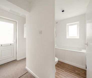 Colliers Wood, Nailsworth, Stroud, Gloucestershire, GL6 - Photo 5