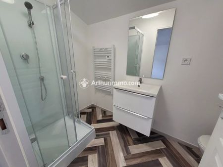 Location Appartement 2 pièces 40 m2 à Saint-Jean-d'Angély - Photo 5