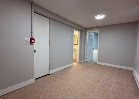 For Lease - 143 Echo Drive Unit# 1, Glebe - Ottawa East and Area, Ontario - Photo 3