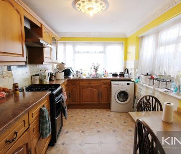 3 bedroom terraced house to rent - Photo 5