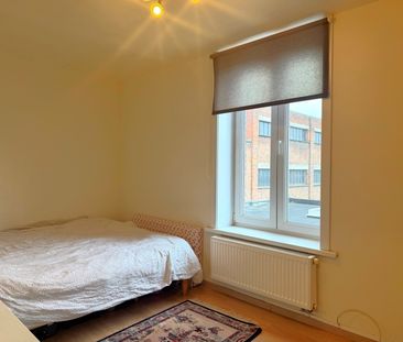 Woning met 4 slaapkamers en tuin. - Foto 4