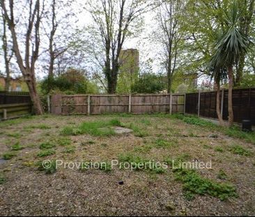 4 Bedroom House near Leeds University - Photo 1