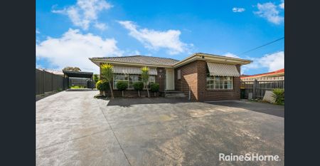 Sensational Home in a Quiet Court Location - Photo 5