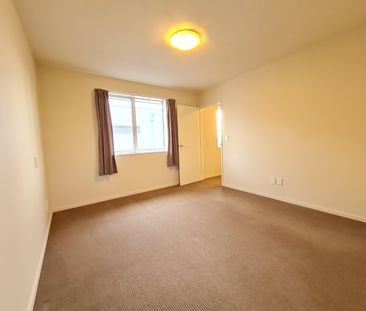672 Ferry Road, Woolston Christchurch - Photo 1