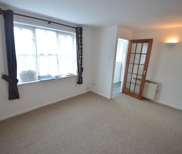 2 bedroom Cluster House - GRESLEY CLOSE, WELWYN GARDEN CITY - Photo 3