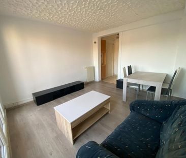 Location Appartement 3 pièces 60m² SALON DE PROVENCE 13300 - Photo 2