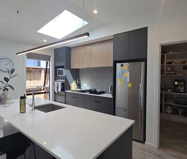 4-bedroom home in Hanleys Farm - Photo 4