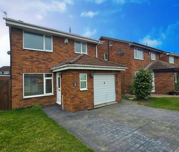 Hollybush Avenue, Ingleby Barwick, Stockton-On-Tees - Photo 1