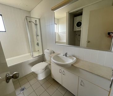 26/20 Marina Boulevard, Cullen Bay NT 0820 - Apartment For Rent | D... - Photo 2