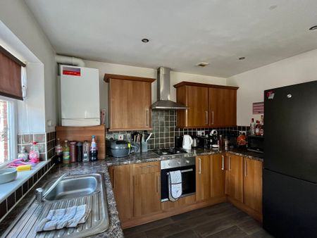 Flat 7, Bawas Place, NG7 3NW, NOTTINGHAM - Photo 4