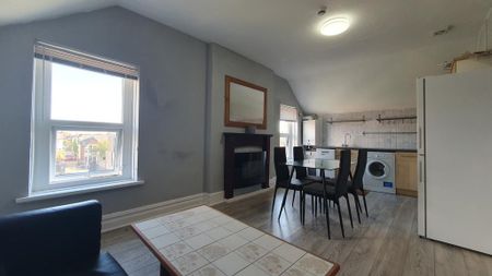 1 bedroom flat to rent - Photo 2