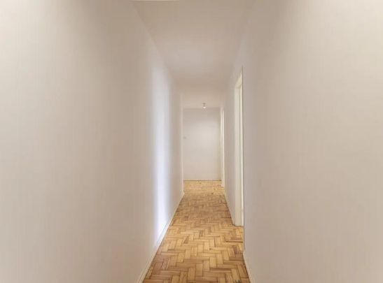 Rua da Beneficência, Lisbon, Lisbon 1600-019 - Photo 1