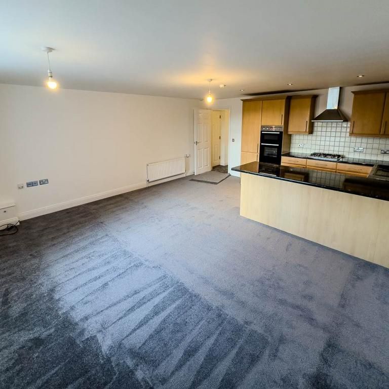 2 bedroom flat to rent - Photo 1