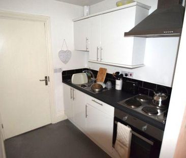 Studio to rent - Photo 6