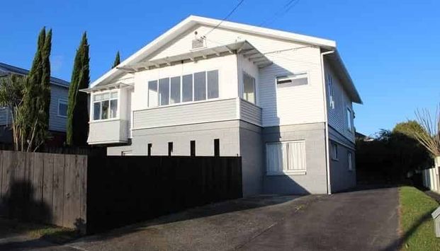 Charming 3BR Northcote Haven - Photo 1