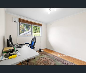 52 Sweet Gum Avenue, Narre Warren, Vic 3805 - Photo 2