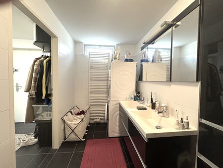 MODERNE WOHNUNG MIT BLICK INS GRÜNE - RUHELAGE IN MONTE LAA - Photo 3