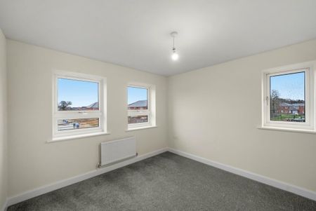 4 bedroom detached house to rent - Photo 5