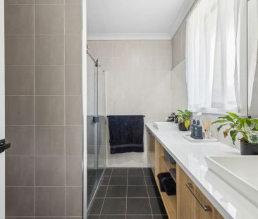 Modern Family Home with Spacious Living and Excellent Location - Photo 5